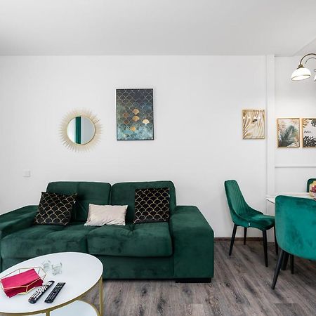 Sleepway Apartments- Garbary 100-46 Poznań Kültér fotó