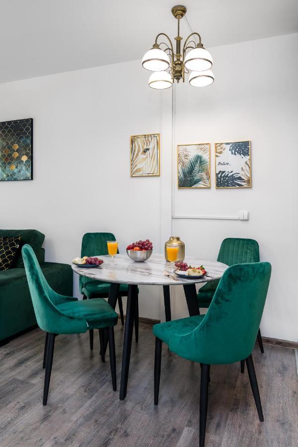 Sleepway Apartments- Garbary 100-46 Poznań Kültér fotó