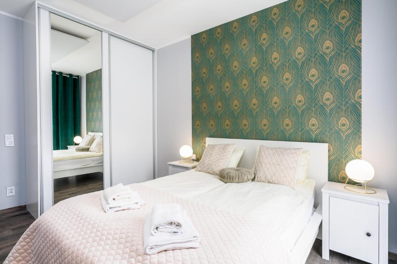 Sleepway Apartments- Garbary 100-46 Poznań Kültér fotó