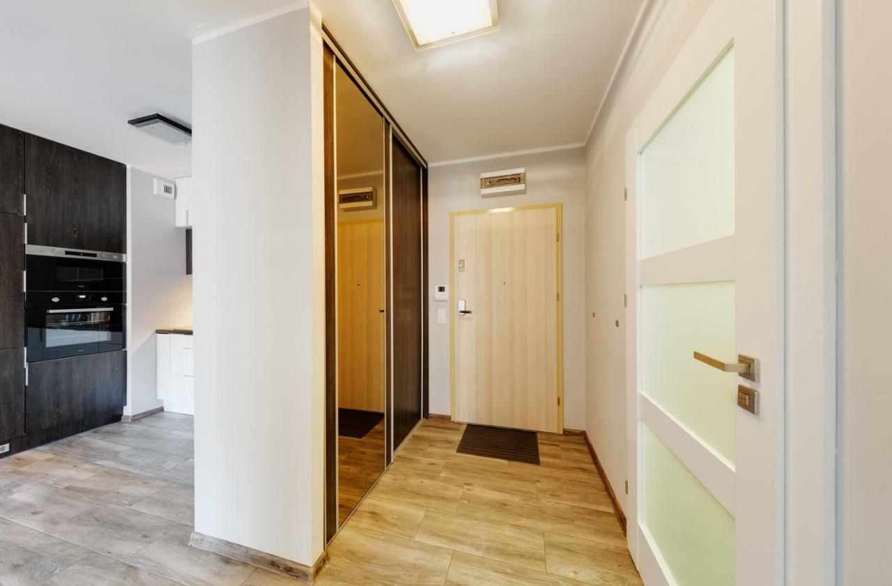 Sleepway Apartments- Garbary 100-46 Poznań Kültér fotó